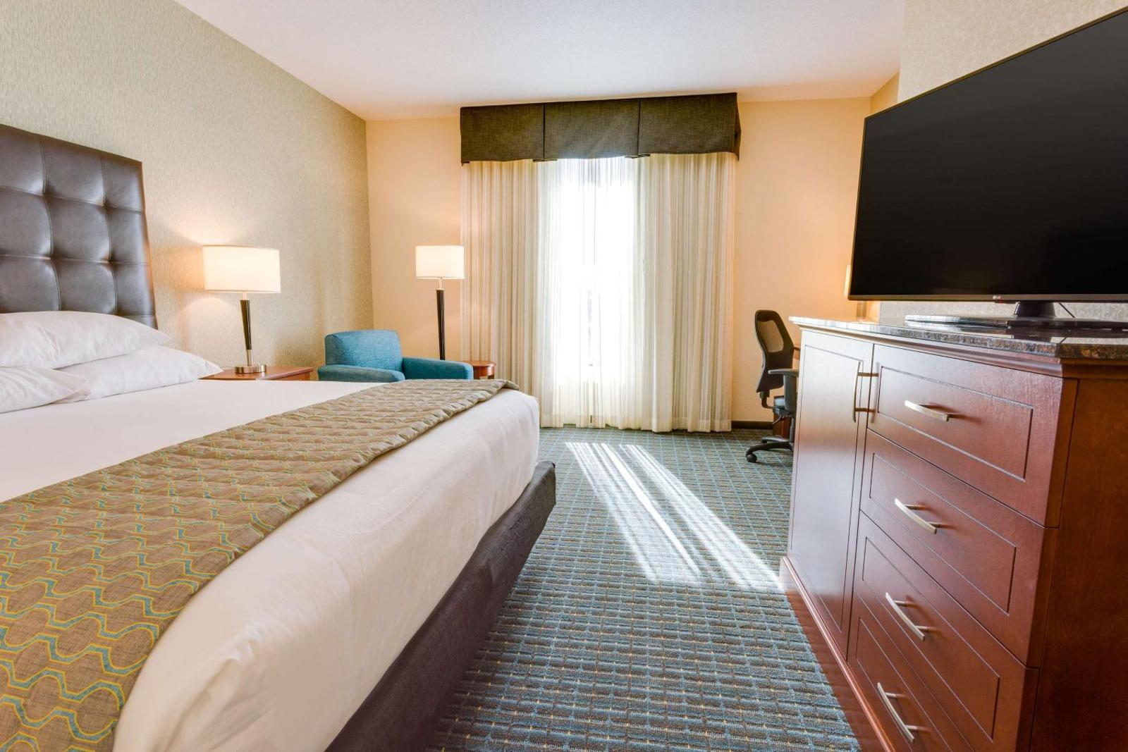 Drury Inn & Suites Gainesville Main image 2